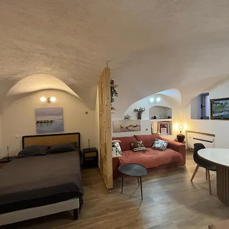 Vittoria Homes / Julia Apartmán Bastia (Corsica)